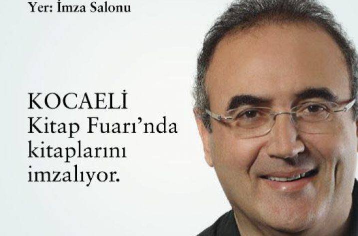 Sunay Akın İmza Günü’nde…